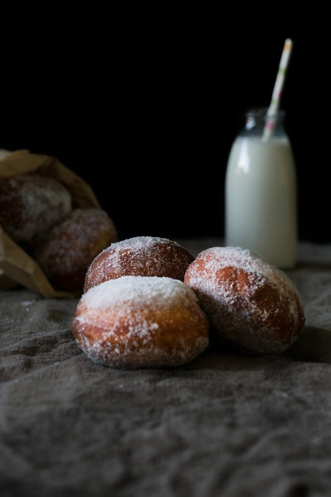Berliner mit einer Füllung aus gesalzenem Karamellpudding - Patrick ...