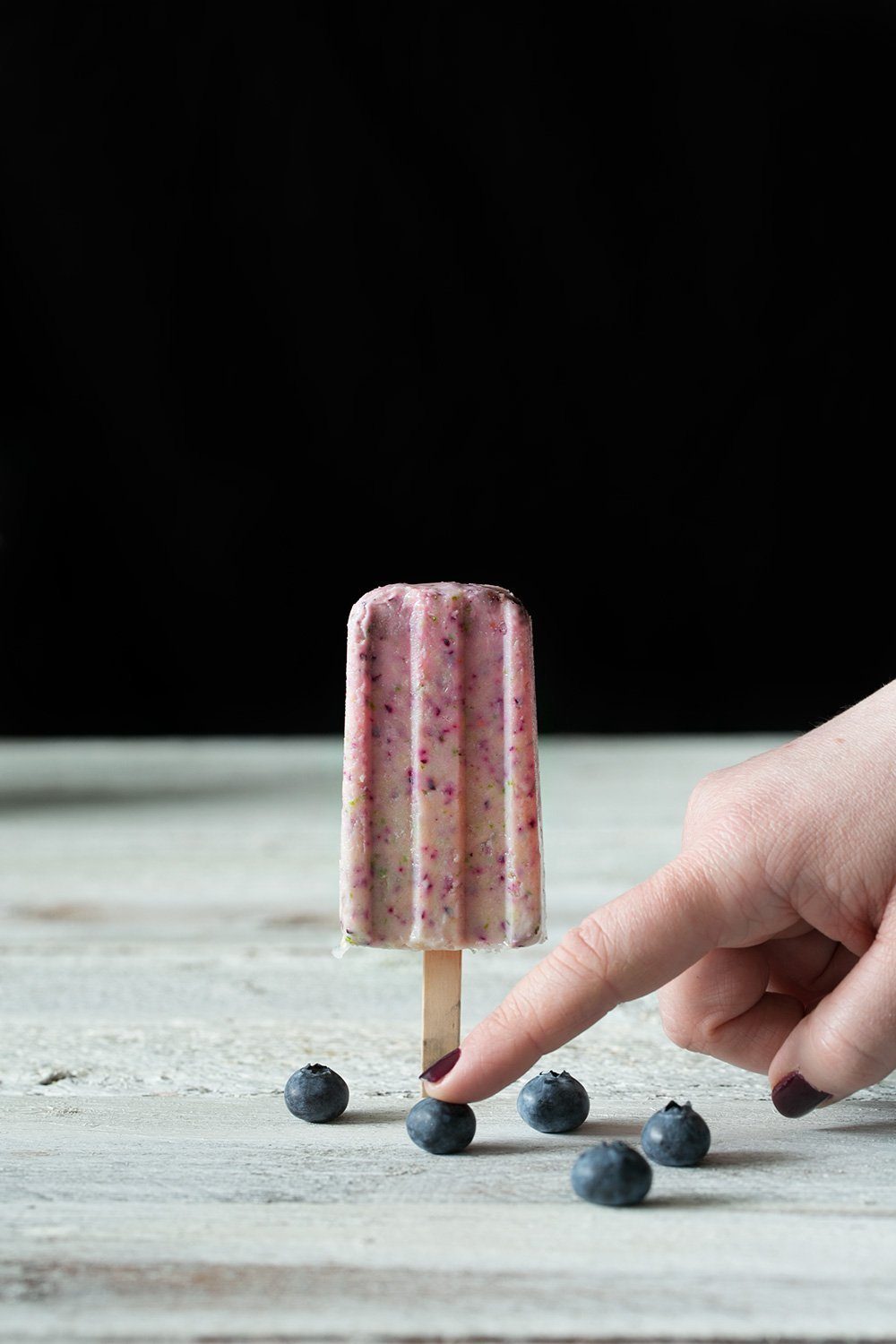 Joghurt Blaubeer-Basilikum Eis am Stiel - Patrick Rosenthal