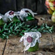 Birnen-Gurken Marmelade Heute wird es Grün! Eine grüne Mischung aus Birne, Gurke und Matcha. So schön grün, dass ich direkt ein paar Gläschen als Geschenk verpackt habe.