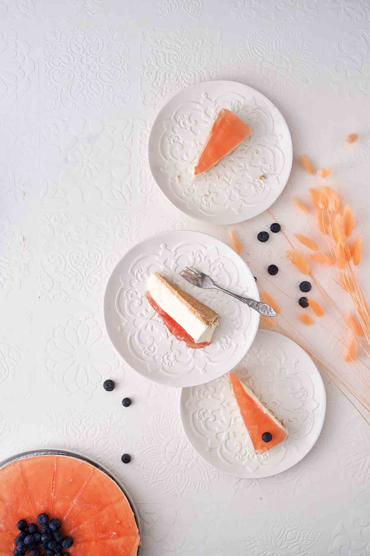 Aus Shirin Davids Dirtea einen Cheesecake machen, ja, ich darf das.  Natürlich musste ich den Eistee probieren, doch bin ich nicht so sehr Fan von sehr zuckerhaltigen Getränken. Aber lecker war er trotzdem. So lecker, dass ich ihm direkt einen Cheesecake widme