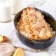Lust auf ein warmes Dessert? Wie klingen gefüllte Pfannkuchen mit Schmand und Apfelmus und knusprigen Mandelblättchen? Für mich auf jeden Fall sehr verführerisch. Probiert es mal aus.