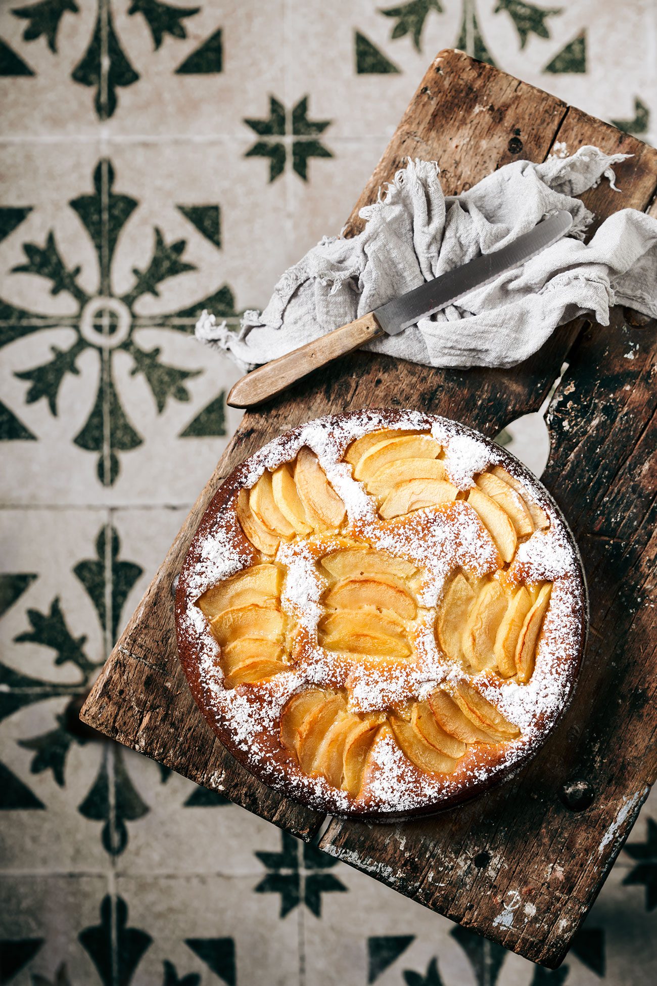 Omas Apfel-Kartoffelkuchen- Eine süße Erinnerung - Patrick Rosenthal