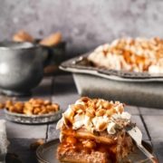 Snickers Tiramisu mit Salzkaramell