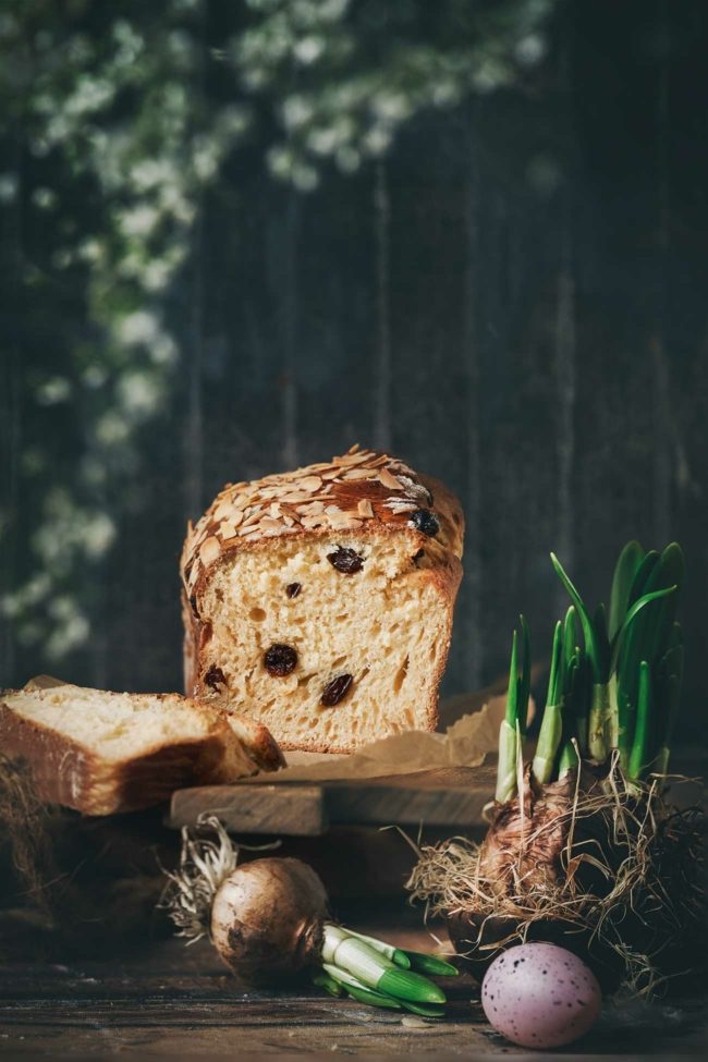 Süsses Hefebrot zu Ostern