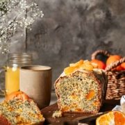 saftiger kuchen mit Mohn und mandarinen