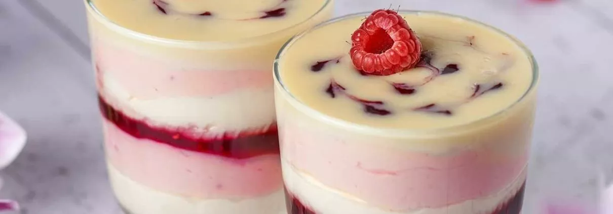 Himbeer-Vanille Creme mit weißer Schokoladen-Ganache - Patrick Rosenthal