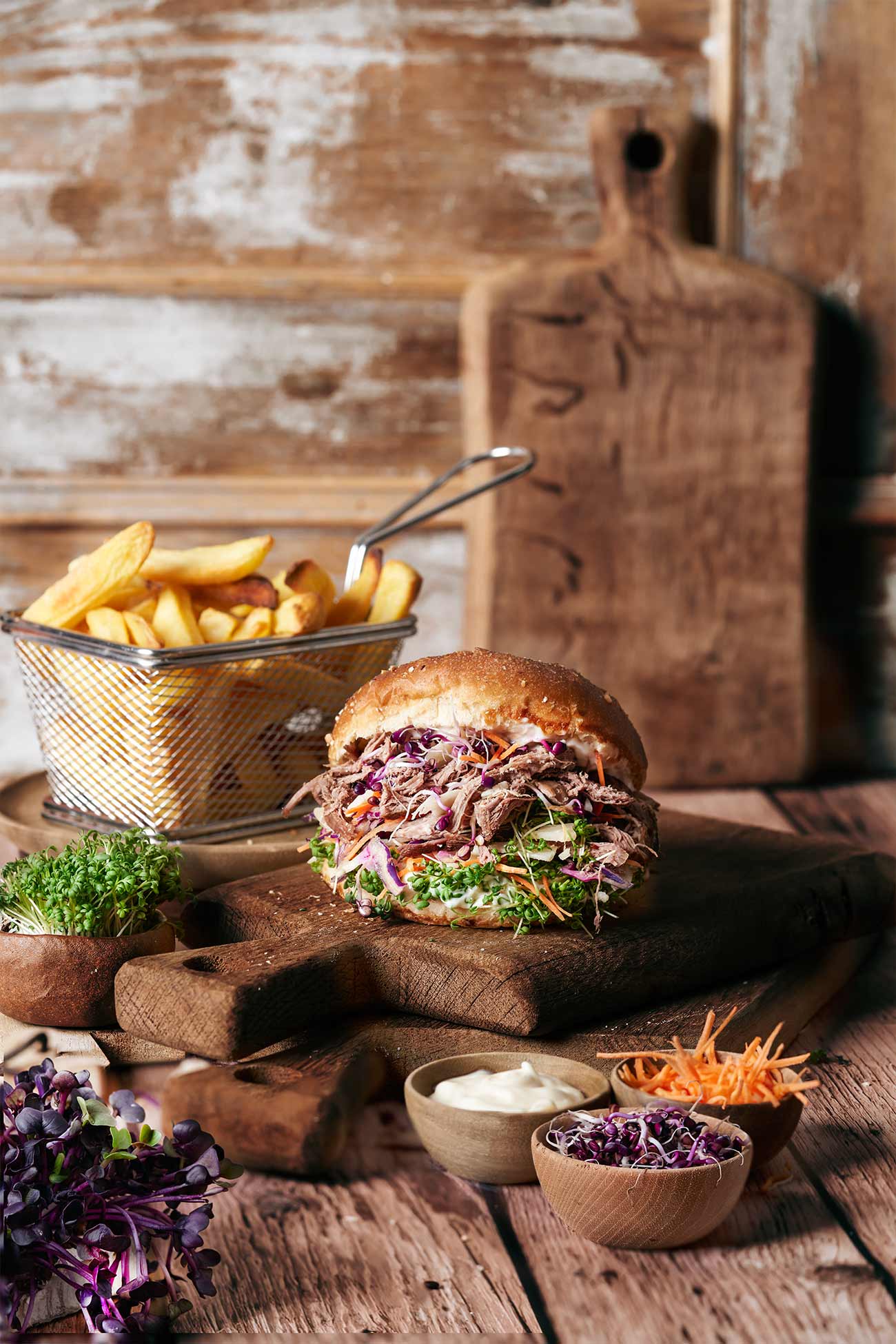 Pulled Duck Parmesan Burger: Ein Genuss mit Barbarie-Entenbrustfilets ...