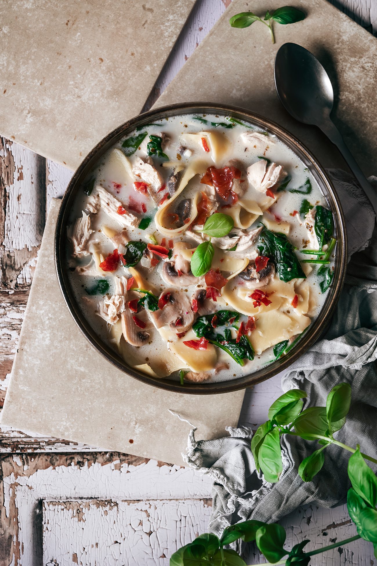 Weiße Hühner-Lasagnesuppe mit Prosciutto - Patrick Rosenthal