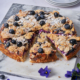 Saftiger Blaubeerkuchen mit Frischkäsefüllung