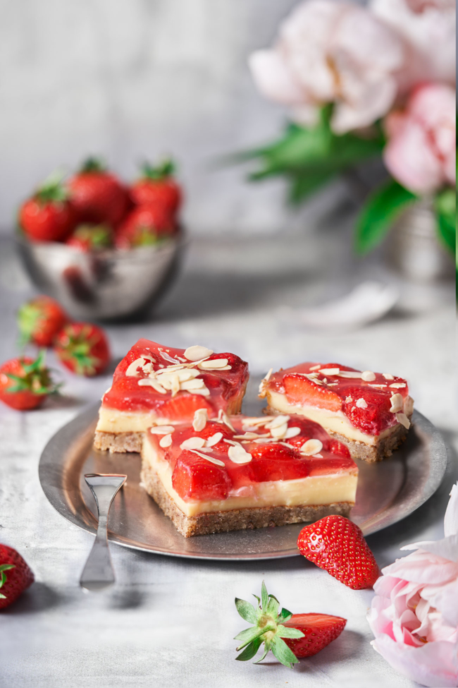Erdbeer Pudding-Schnittchen