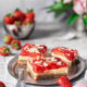 Erdbeer Pudding-Schnittchen