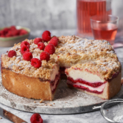 Himbeer-Käsekuchen mit Streuseln