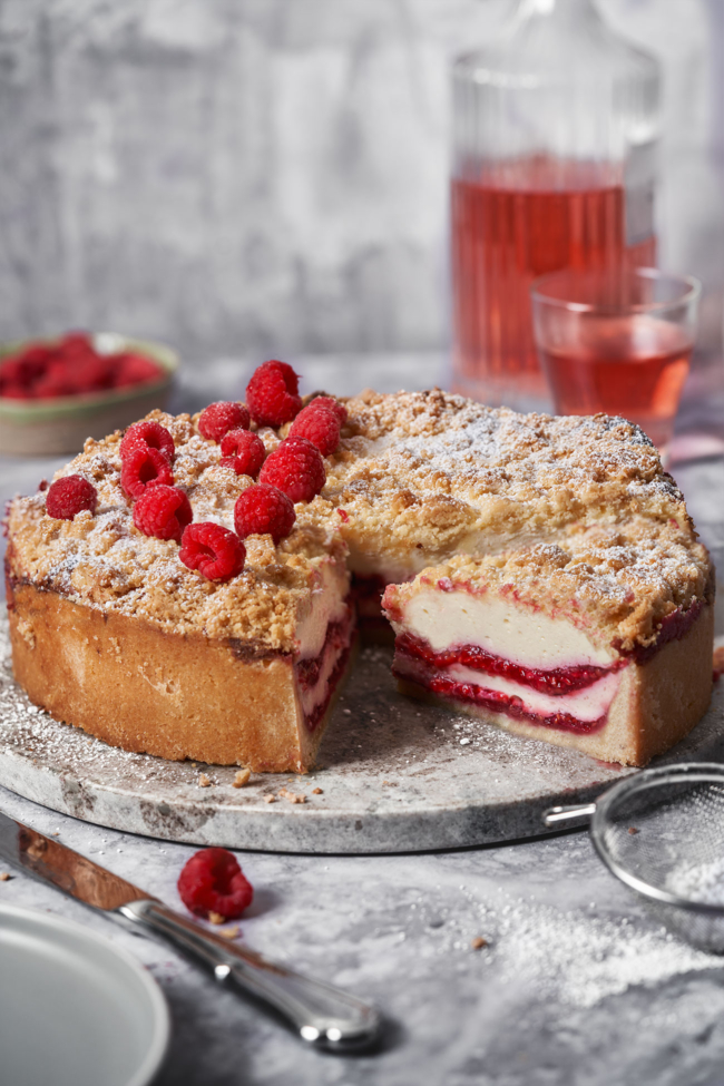 Himbeer-Käsekuchen mit Streuseln