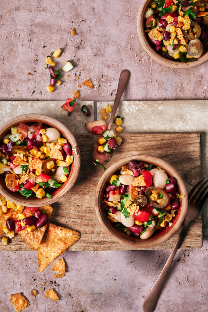 Limetten-Bohnen-Salat mit Mais, Tomaten & Crunch