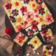 Grieß-Blechkuchen mit Sommerfrüchten