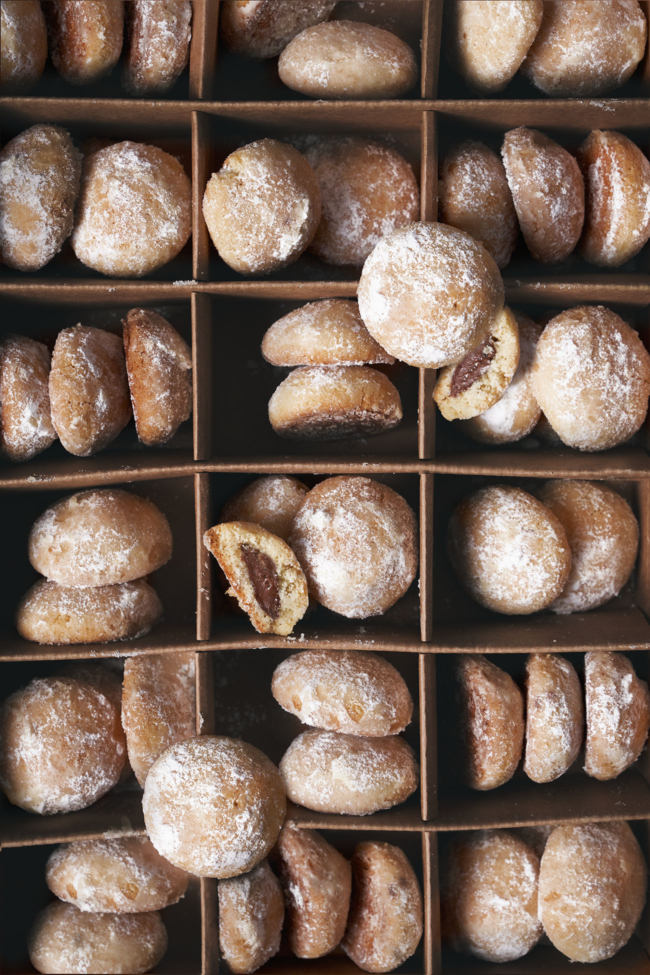 Vanillekipferl-Busserl mit Nougatkern